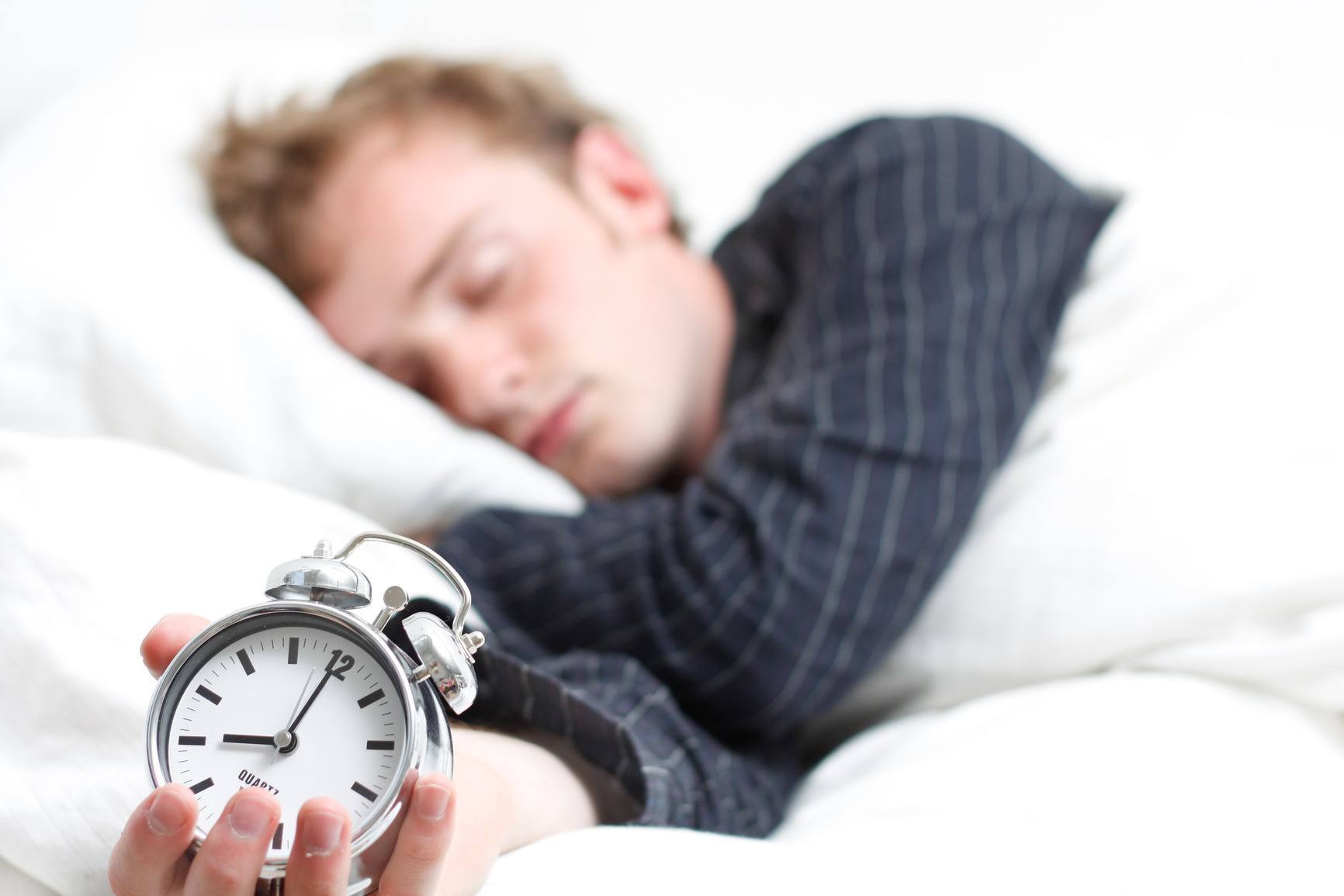 6 EASY Insomnia-Busting Habits To GET MORE SLEEP