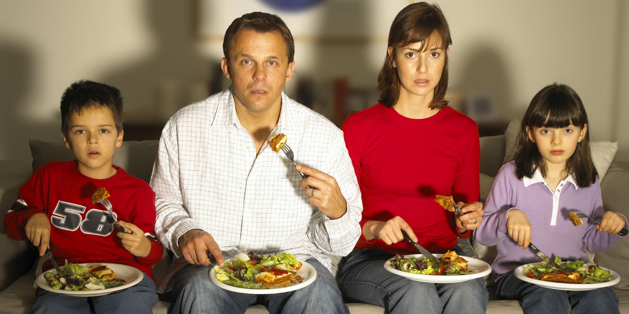 Does Watching TV Influence Eating Habits?